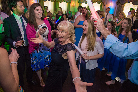45,clinton-hunterdon-county-NJ-wedding-photographer, cute-sweet--fun-must-have-bride-groom-picture-cherryville-photography-primavera