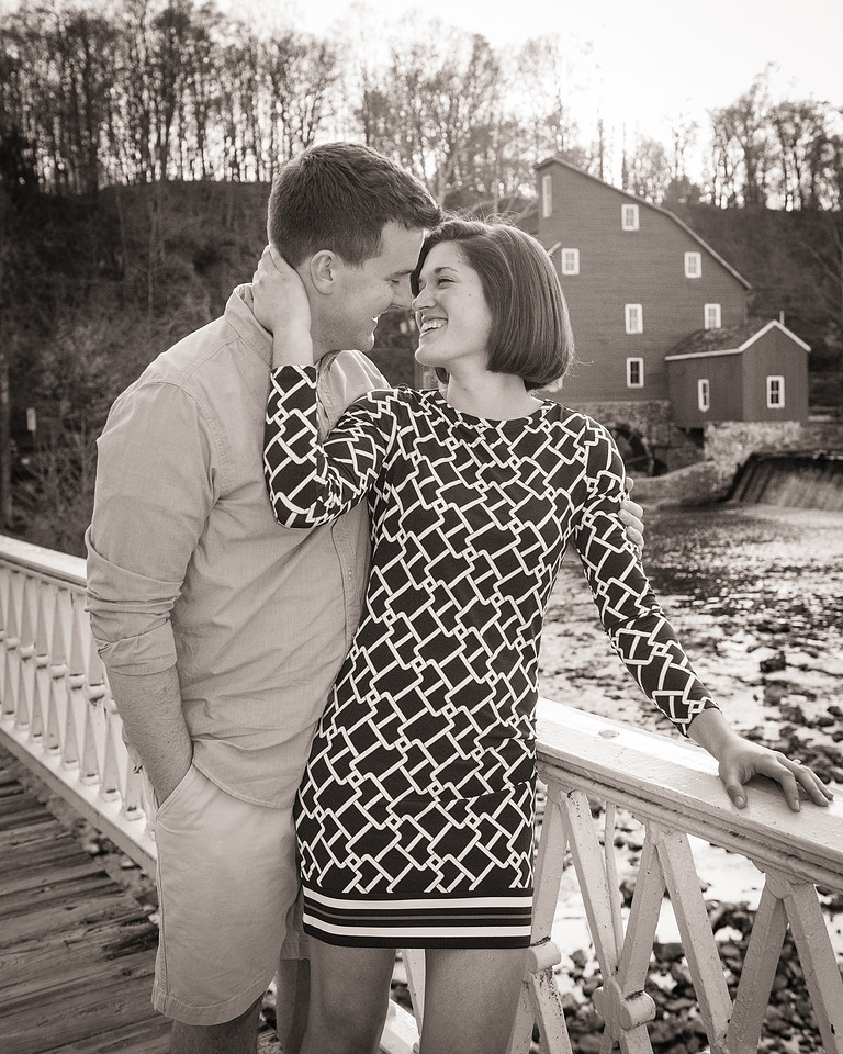 1,cute-sweet-fun-must-have-engagement-picture-clinton-hunterdon-county-cherryville-photography-nj-wedding-photographer-dog