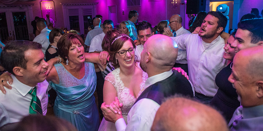 1,clinton-hunterdon-county-NJ-wedding-photographer, cute-sweet--fun-must-have-bride-groom-picture-cherryville-photography-flanders-valley-cc-rustic-barn
