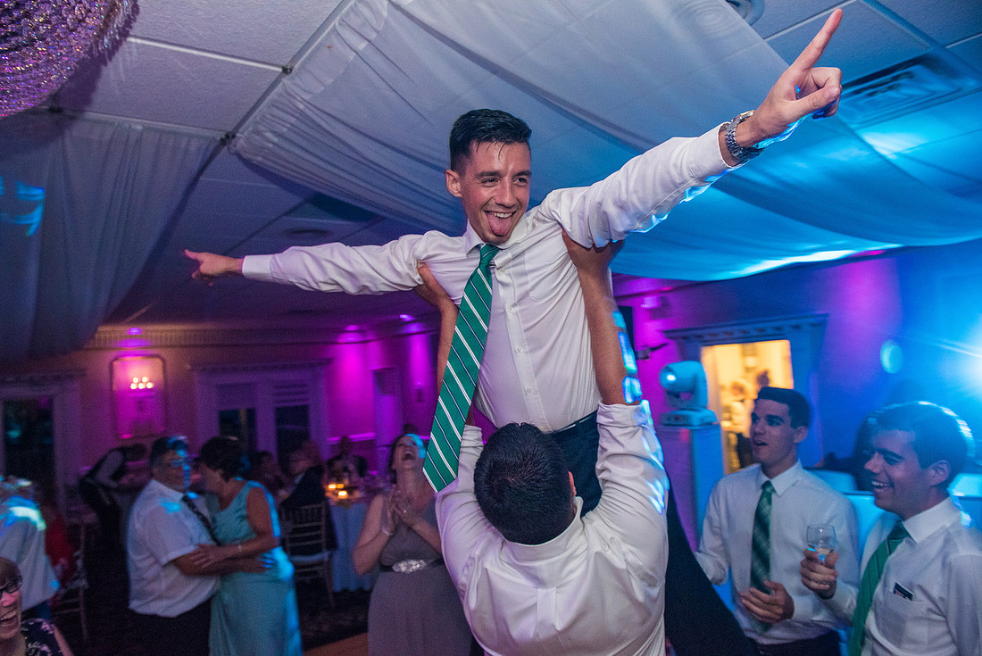 1,clinton-hunterdon-county-NJ-wedding-photographer, cute-sweet--fun-must-have-bride-groom-picture-cherryville-photography-flanders-valley-cc-rustic-barn