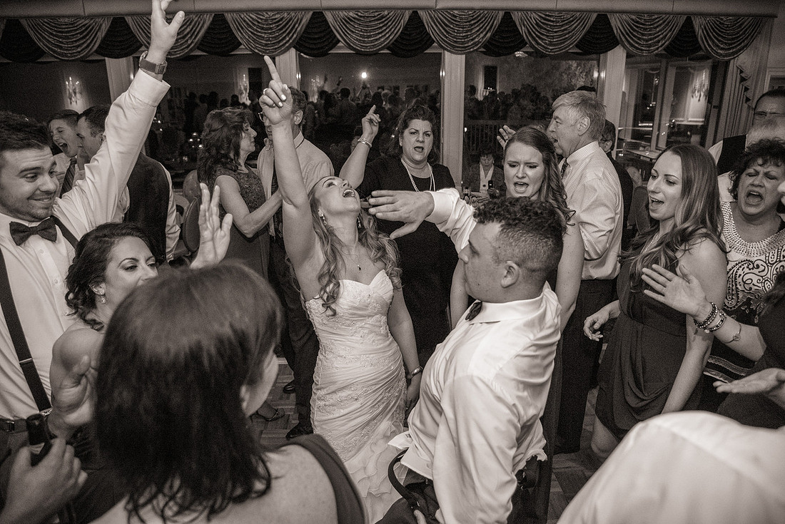 1,Basking-ridge-country-club, cherryville-photography, clinton-hunterdon-country-NJ-wedding-photographer, cross-estates, dolce, must-have-sweet-cute-romantic-wedding-pictures