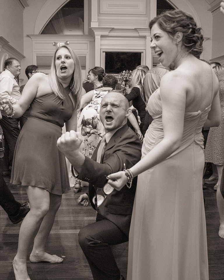 1,clinton-hunterdon-county-NJ-wedding-photographer, cute-sweet--fun-must-have-bride-groom-picture-architechts-golf-club