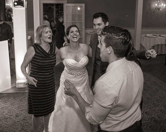 41,cherryville-photography, clinton-hunterdon-country-NJ-wedding-photographer, davids-country-inn, must-have-sweet-cute-romantic-wedding-pictures, the-celebs