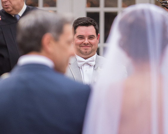 1,clinton-hunterdon-county-NJ-wedding-photographer, cute-sweet--fun-must-have-bride-groom-picture-olde-mill-inn