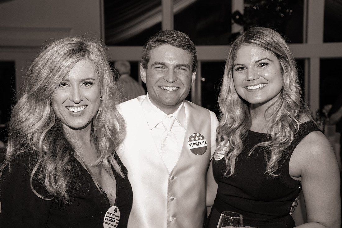 1,clinton-hunterdon-county-NJ-wedding-photographer, cute-sweet--fun-must-have-bride-groom-picture-cherryville-photography-lakehouse-inn