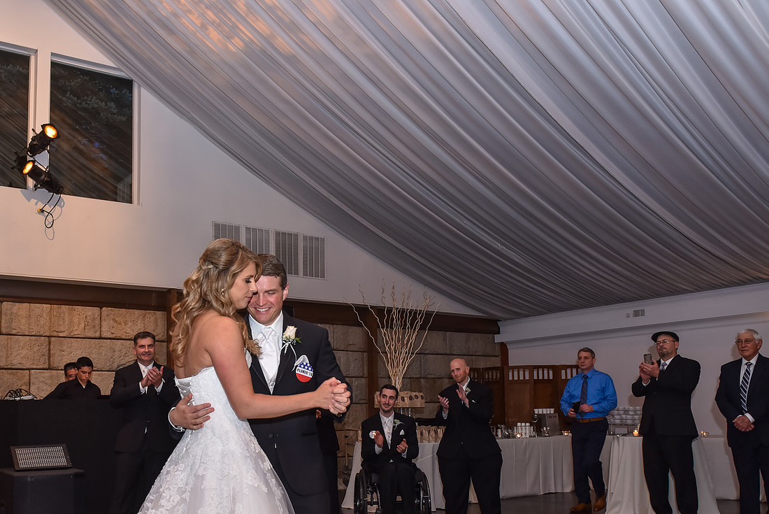 1,clinton-hunterdon-county-NJ-wedding-photographer, cute-sweet--fun-must-have-bride-groom-picture-cherryville-photography-lakehouse-inn
