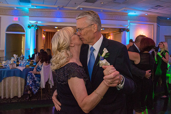 35,clinton-hunterdon-county-NJ-wedding-photographer, cute-sweet--fun-must-have-bride-groom-picture-cherryville-photography-primavera