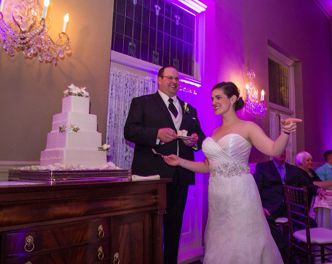 1,cherryville-photography, clinton-hunterdon-country-NJ-wedding-photographer, davids-country-inn, must-have-sweet-cute-romantic-wedding-pictures, the-celebs