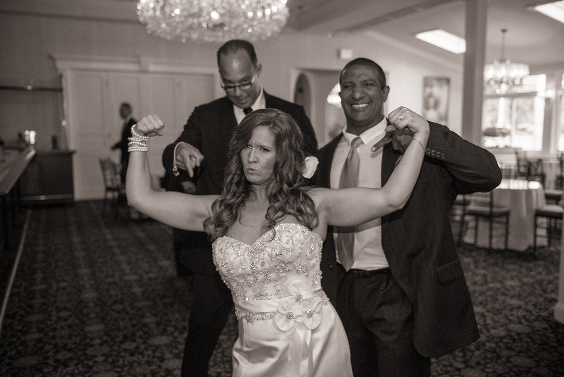 1,clinton-hunterdon-county-NJ-wedding-photographer, cute-sweet--fun-must-have-bride-groom-picture-cherryville-photography-primavera