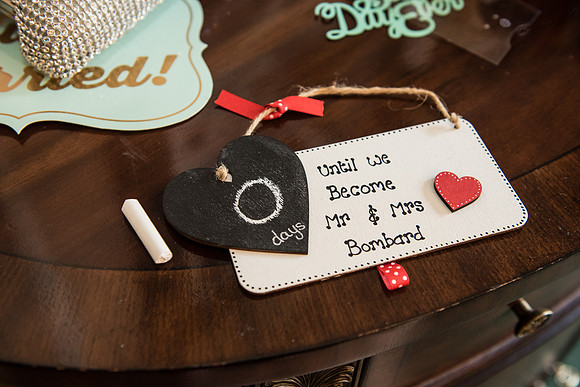 1,clinton-hunterdon-county-NJ-wedding-photographer, cute-sweet--fun-must-have-bride-groom-picture-olde-mill-inn