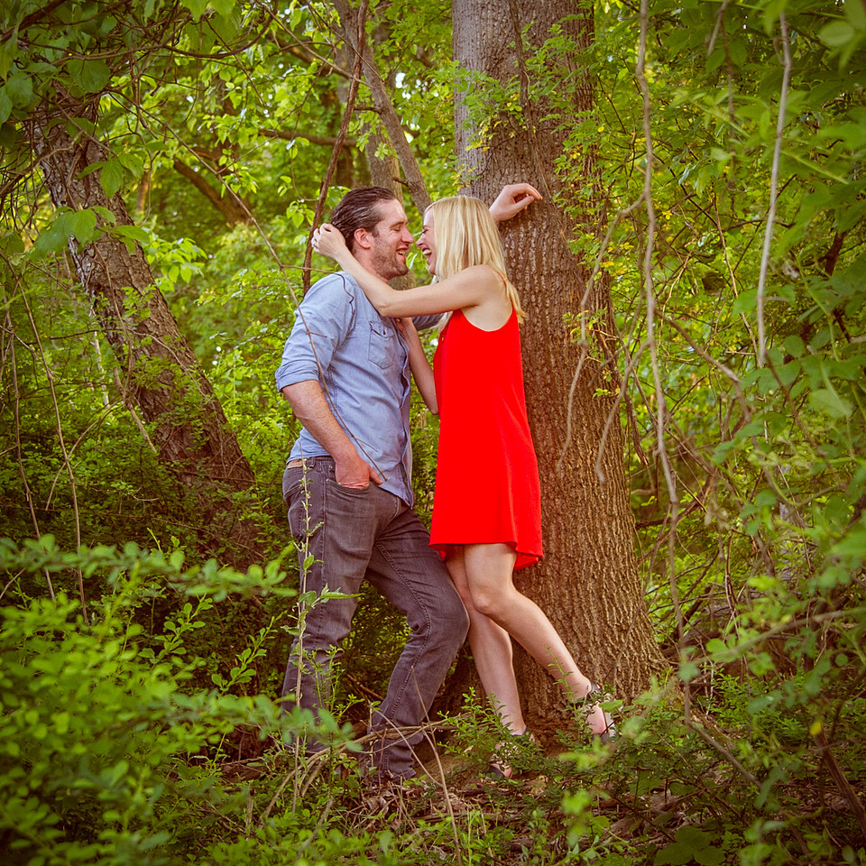 2,clinton-hunterdon-county-NJ-wedding-photographer, cute-sweet--fun-must-have-bride-groom-picture, cute-sweet--fun-must-have-engagement-picture