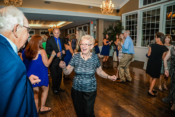 43,#NJWedding #NeshanicValleyCC #CherryvillePhotography cherryville-photography-clinton-hunterdon-county-NJ-wedding-photographer, cute-sweet--fun-must-have-bride-groom-picture-neshanic-valley-cc