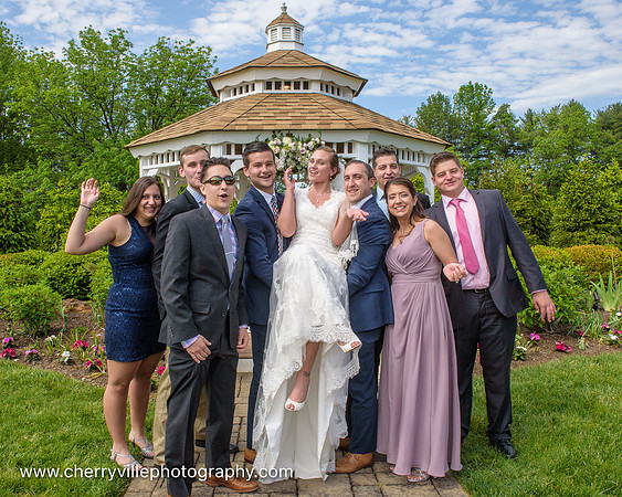 cute-sweet-fun-must-have-bride-groom-picture-cherryville-photography-clinton-hunterdon-county-NJ-wedding-photographer