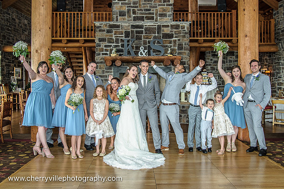 cute-sweet-fun-must-have-bride-groom-picture-cherryville-photography-clinton-hunterdon-county-NJ-wedding-photographer