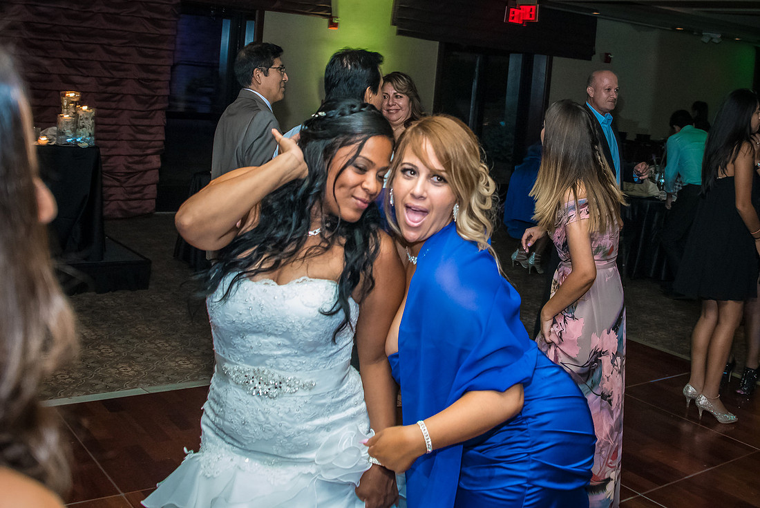 1,cherryville-photography-clinton-hunterdon-county-NJ-wedding-photographer, cute-sweet--fun-must-have-bride-groom-picture-the-imperia