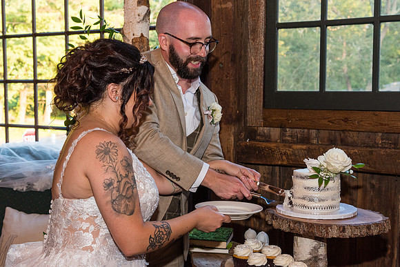 Wedding at The Loft at Jacks Barn in Oxford NJ in August taken by Cherryville Photography located in Clinton, NJ-28