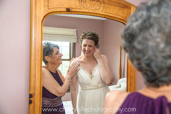#NJWedding #BeaverBrookCC #CherryvillePhotography cherryville-photography-cute-sweet-fun-must-have-bride-groom-picture-beaverbrook-cc
