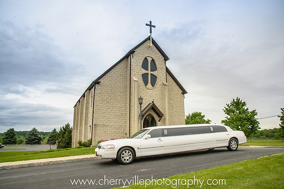 #NJWedding #BeaverBrookCC #CherryvillePhotography cherryville-photography-cute-sweet-fun-must-have-bride-groom-picture-beaverbrook-cc