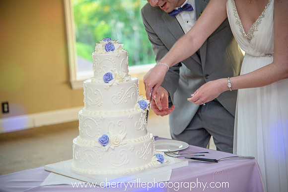 #NJWedding #BeaverBrookCC #CherryvillePhotography cherryville-photography-cute-sweet-fun-must-have-bride-groom-picture-beaverbrook-cc
