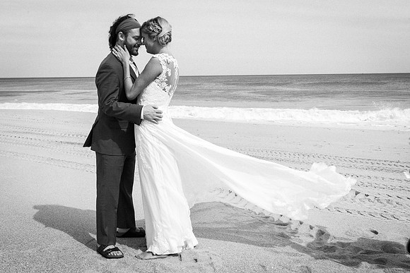 004Wedding Photography at Martells Tiki Bar taken by CherryvillePhotography Flemington, Clinton, Hunterdon County NJ