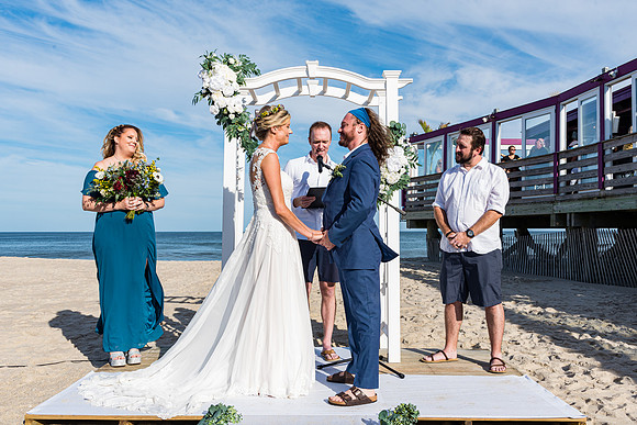 007Wedding Photography at Martells Tiki Bar taken by CherryvillePhotography Flemington, Clinton, Hunterdon County NJ