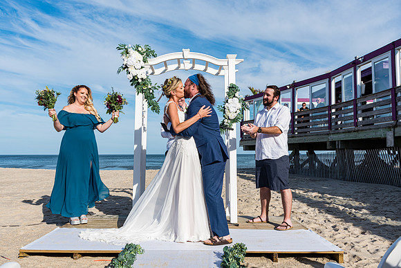 008Wedding Photography at Martells Tiki Bar taken by CherryvillePhotography Flemington, Clinton, Hunterdon County NJ