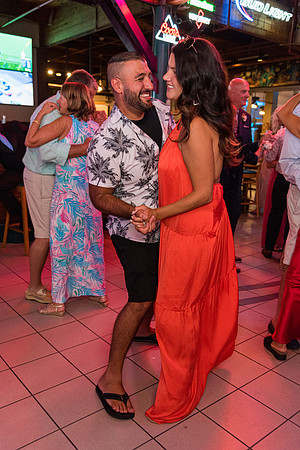 018Wedding Photography at Martells Tiki Bar taken by CherryvillePhotography Flemington, Clinton, Hunterdon County NJ