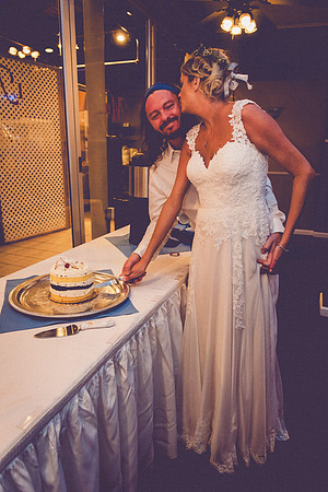 022Wedding Photography at Martells Tiki Bar taken by CherryvillePhotography Flemington, Clinton, Hunterdon County NJ