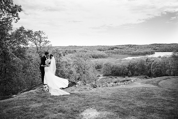 #CherryvillePhotography #NJWedding #BritAndScottTieTheKnot #SkyViewCC23