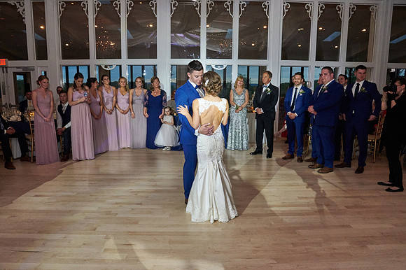 #CherryvillePhotography #NJWedding #BritAndScottTieTheKnot #SkyViewCC39
