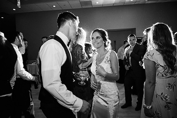 #CherryvillePhotography #NJWedding #BritAndScottTieTheKnot #SkyViewCC43
