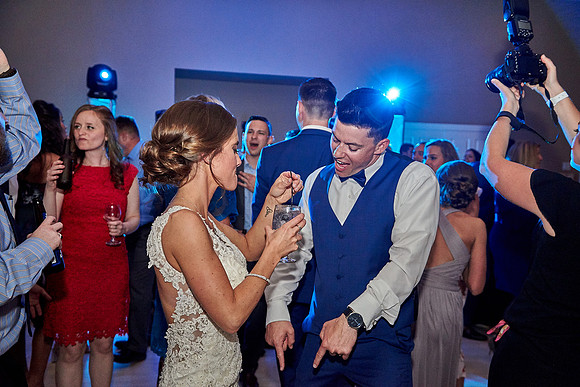 #CherryvillePhotography #NJWedding #BritAndScottTieTheKnot #SkyViewCC44