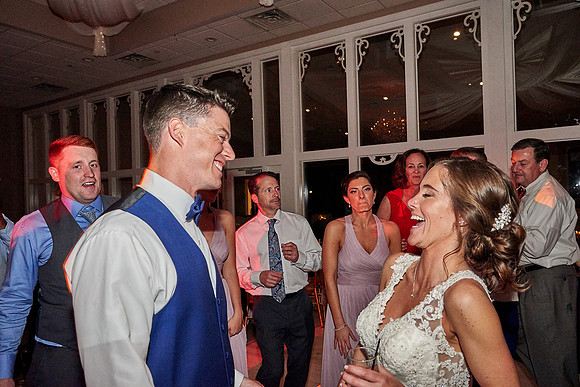 #CherryvillePhotography #NJWedding #BritAndScottTieTheKnot #SkyViewCC60