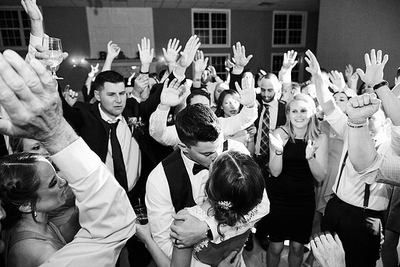 #CherryvillePhotography #NJWedding #BritAndScottTieTheKnot #SkyViewCC62