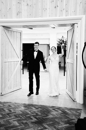 984Wedding Photography at the Silo at the Farmhouse in Hampton NJ taken by CherryvillePhotography Flemington, Clinton, Hunterdon County NJ