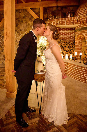 1006Wedding Photography at the Silo at the Farmhouse in Hampton NJ taken by CherryvillePhotography Flemington, Clinton, Hunterdon County NJ