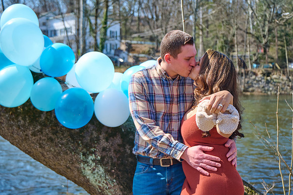 84Family newborn children Christmas Photography andaken by CherryvillePhotography Flemington, Clinton, Hunterdon County NJ