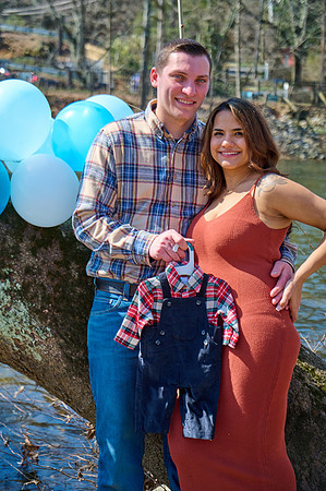 103Family newborn children Christmas Photography andaken by CherryvillePhotography Flemington, Clinton, Hunterdon County NJ