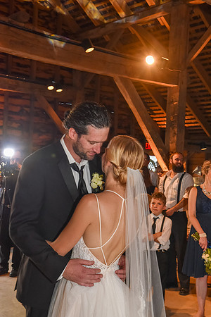 31,#NJWedding #BoumanStickneyFarm  #CherryvillePhotography cherryville-photography-clinton-hunterdon-county-NJ-wedding-photographer