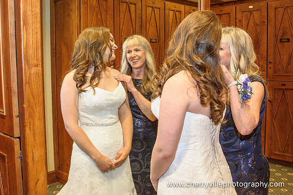 13#TheRidgeatBackBrook #NJWedding #CherryvillePhotography cherryville-photography-clinton-hunterdon-county-NJ-wedding-photographer, cute-sweet--fun-must-have-bride-groom-picture-the-ridge-at-back-broo