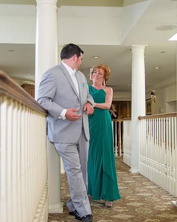 4,clinton-hunterdon-county-NJ-wedding-photographer, cute-sweet--fun-must-have-bride-groom-picture-olde-mill-inn