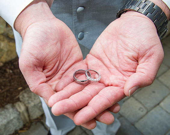 14,clinton-hunterdon-county-NJ-wedding-photographer, cute-sweet--fun-must-have-bride-groom-picture-olde-mill-inn