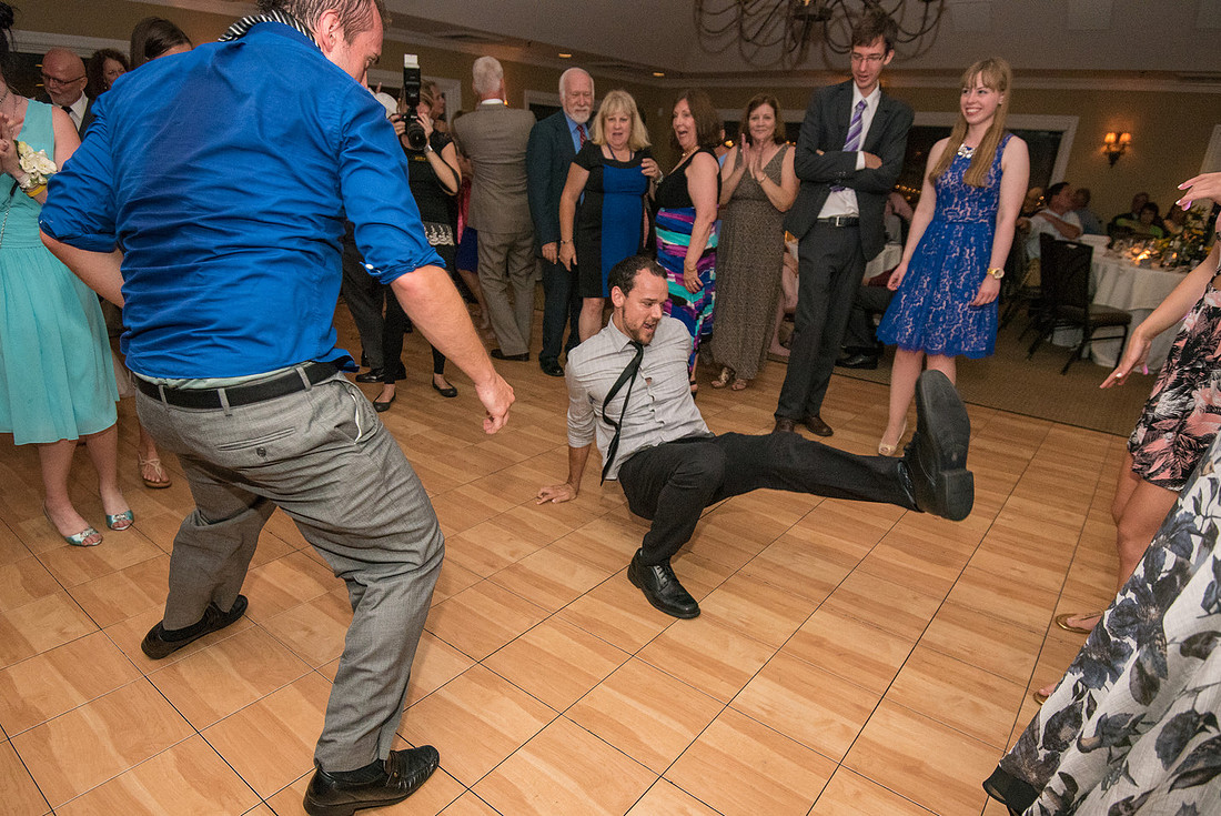 1,clinton-hunterdon-county-NJ-wedding-photographer, cute-sweet--fun-must-have-bride-groom-picture-beaver-brook-cc-cherryville-photography