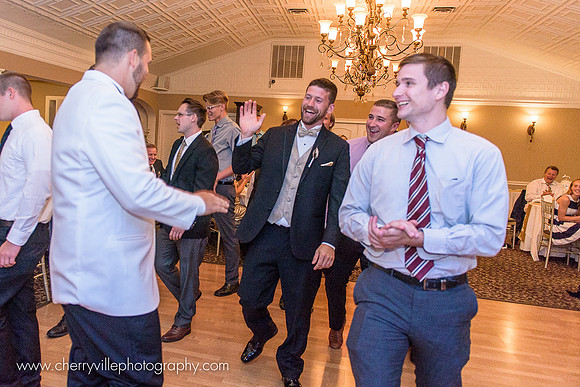 051#NJWedding #MountainViewChalet #CherryvillePhotography cherryville-photography-clinton-hunterdon-county-NJ-wedding-photographer, cute-sweet--fun-must-have-bride-groom-picture-mountain-view-chalet