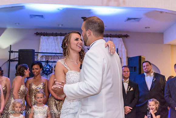 037#NJWedding #MountainViewChalet #CherryvillePhotography cherryville-photography-clinton-hunterdon-county-NJ-wedding-photographer, cute-sweet--fun-must-have-bride-groom-picture-mountain-view-chalet