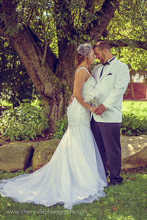 012#NJWedding #MountainViewChalet #CherryvillePhotography cherryville-photography-clinton-hunterdon-county-NJ-wedding-photographer, cute-sweet--fun-must-have-bride-groom-picture-mountain-view-chalet