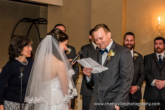 16#NJWedding #DavidsCountryInn #CherryvillePhotography cherryville-photography-clinton-hunterdon-county-NJ-wedding-photographer, cute-sweet--fun-must-have-bride-groom-picture-davids-country-inn