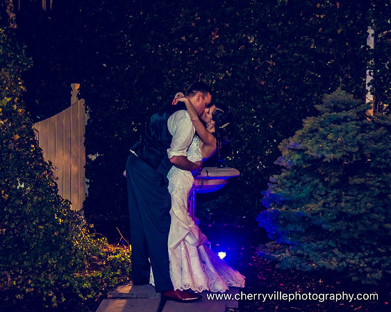 31#NJWedding #DavidsCountryInn #CherryvillePhotography cherryville-photography-clinton-hunterdon-county-NJ-wedding-photographer, cute-sweet--fun-must-have-bride-groom-picture-davids-country-inn