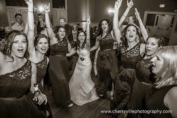 43#NJWedding #DavidsCountryInn #CherryvillePhotography cherryville-photography-clinton-hunterdon-county-NJ-wedding-photographer, cute-sweet--fun-must-have-bride-groom-picture-davids-country-inn
