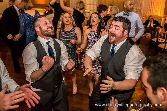 27#NJWedding #DavidsCountryInn #CherryvillePhotography cherryville-photography-clinton-hunterdon-county-NJ-wedding-photographer, cute-sweet--fun-must-have-bride-groom-picture-davids-country-inn